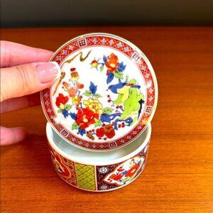 Floral Asian Imari  Decorative Porcelain Box